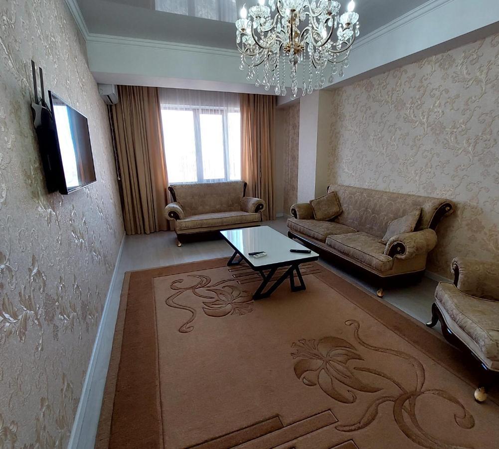 Elite Apartment In Street Mederova 50 Bishkek Ngoại thất bức ảnh