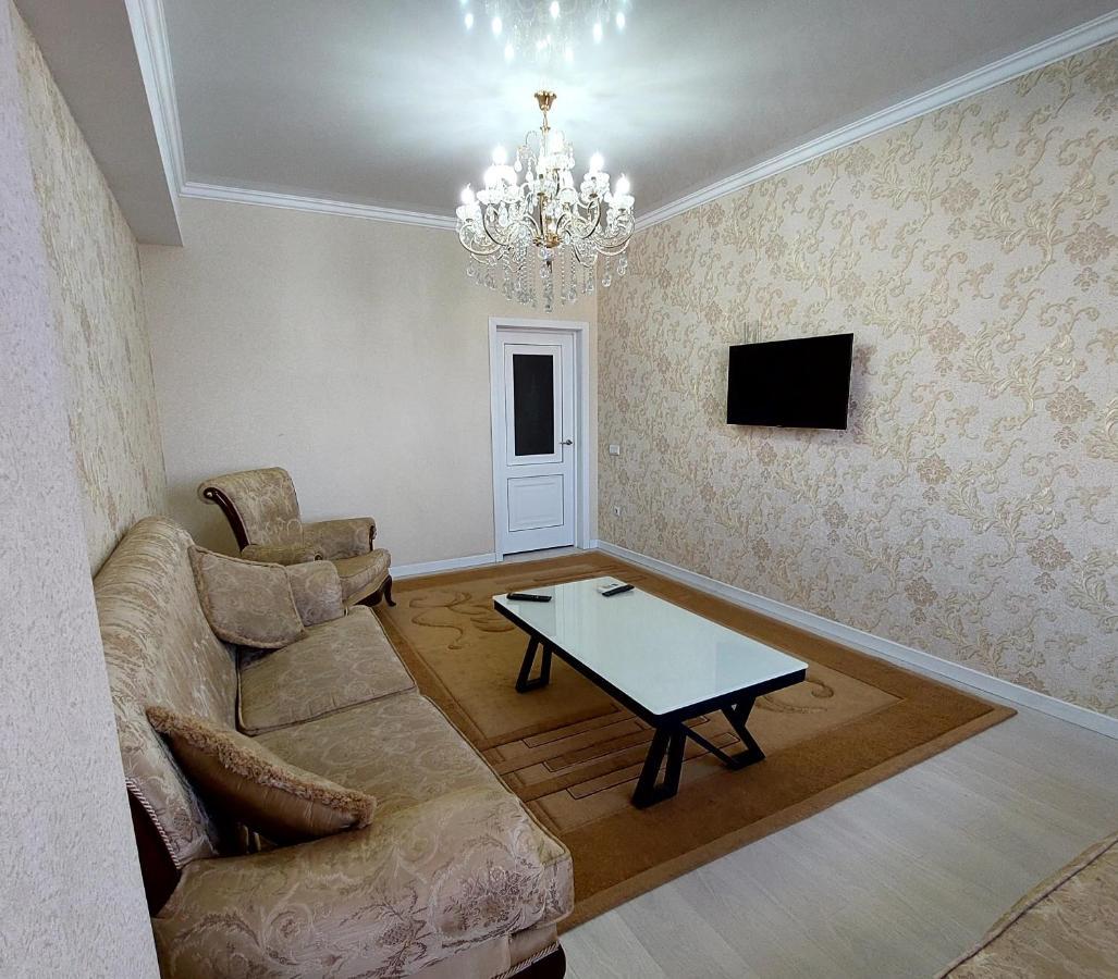 Elite Apartment In Street Mederova 50 Bishkek Ngoại thất bức ảnh